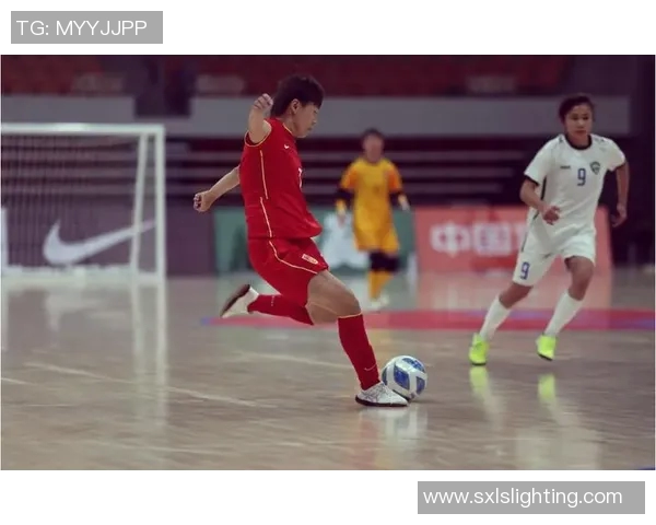 足球明星训练时刻高清图片展现他们的拼搏精神与运动魅力