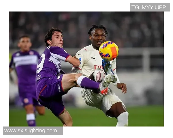 退役足球明星重返赛场小场赛精彩瞬间回顾与感动分享